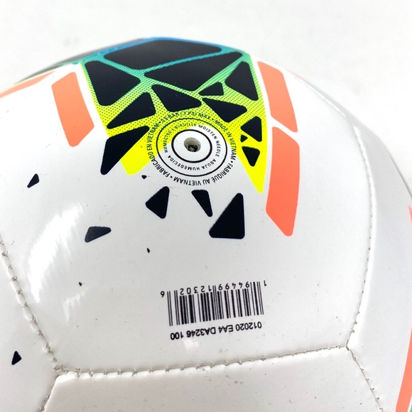 Nike Skills Soccer Ball size 1 - Picture 3 of 3